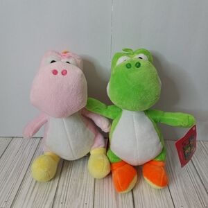 Nintendo Super Mario World Yoshi Plush Set
